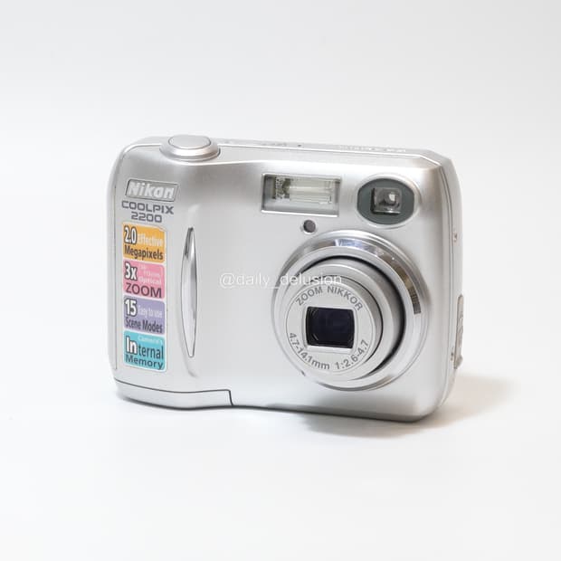 니콘 쿨픽스 2200
