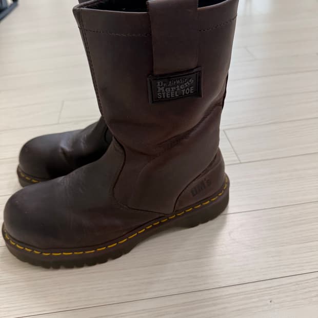 닥터마틴 크레이지호스 엔지니어부츠 260
