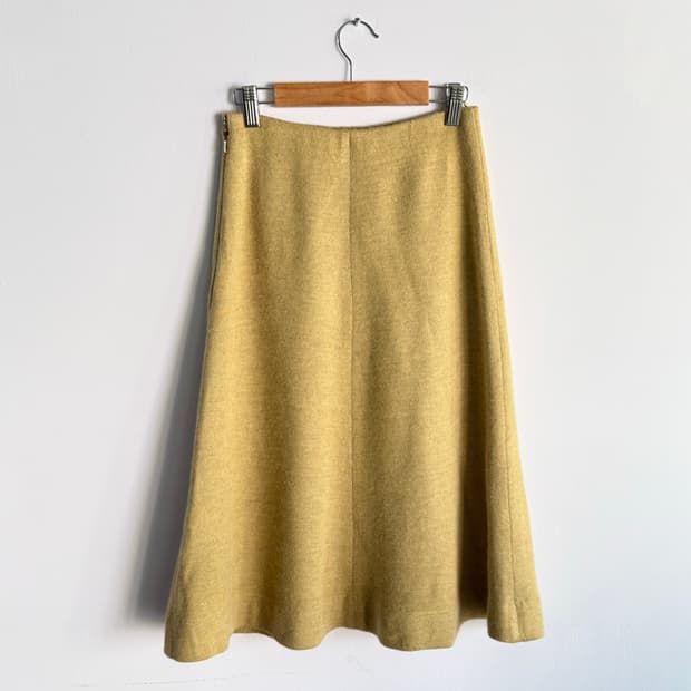 베이지 울 혼방 니트스커트