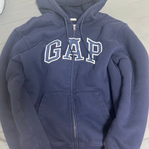 갭 후드집업