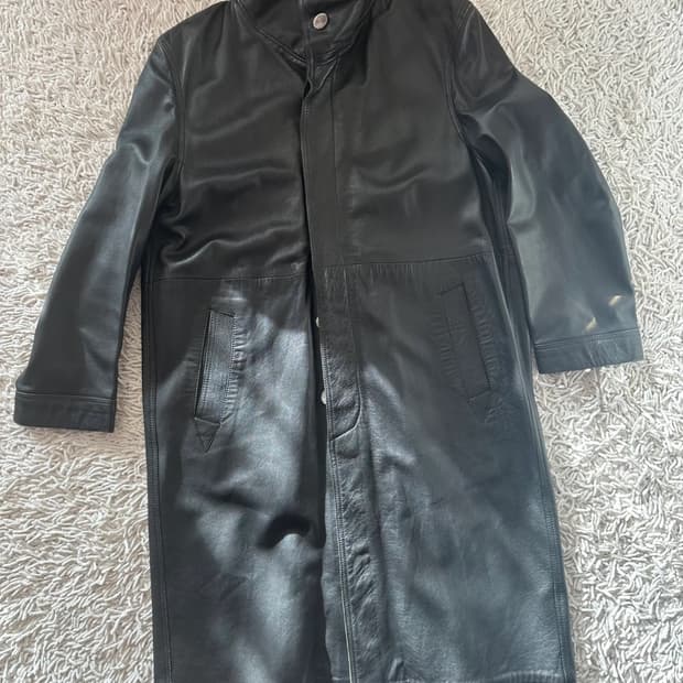 발렌티노 레더 코트