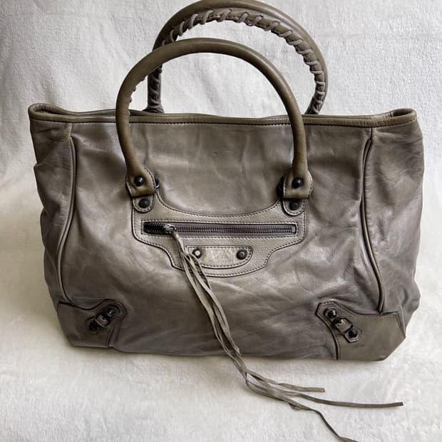 발렌시아가 클래식 시티백 선데이 || 모카