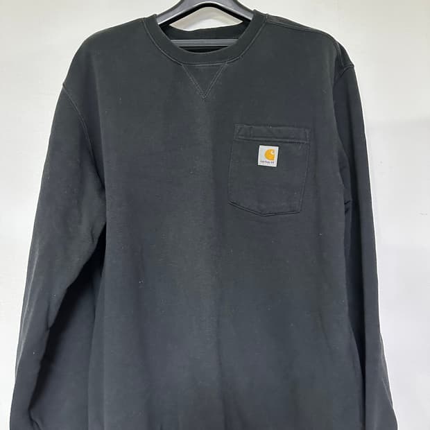 칼하트 포켓 블랙 맨투맨