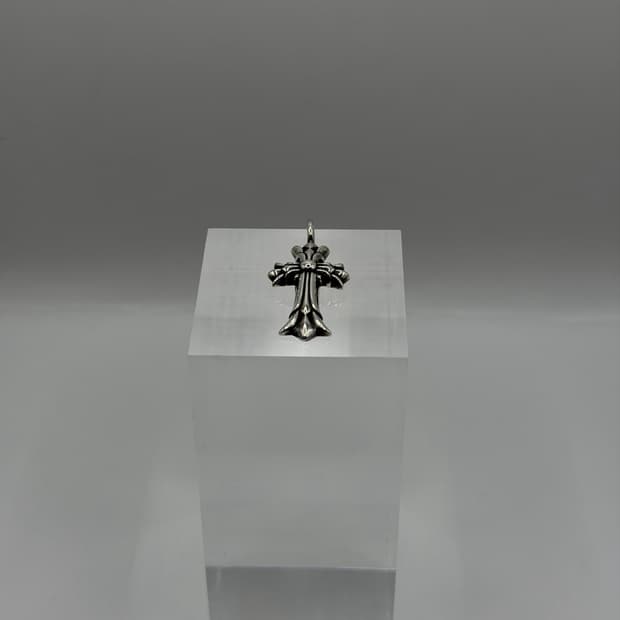 크롬하츠 목걸이 판매합니다. [ 크롬하츠 더블크로스 펜던트 ]