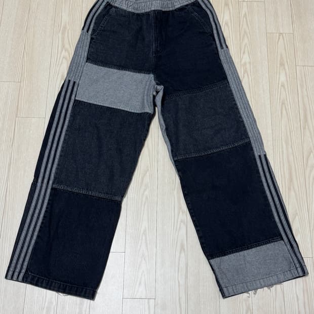 아디다스 패치위크 진 / L 사이즈