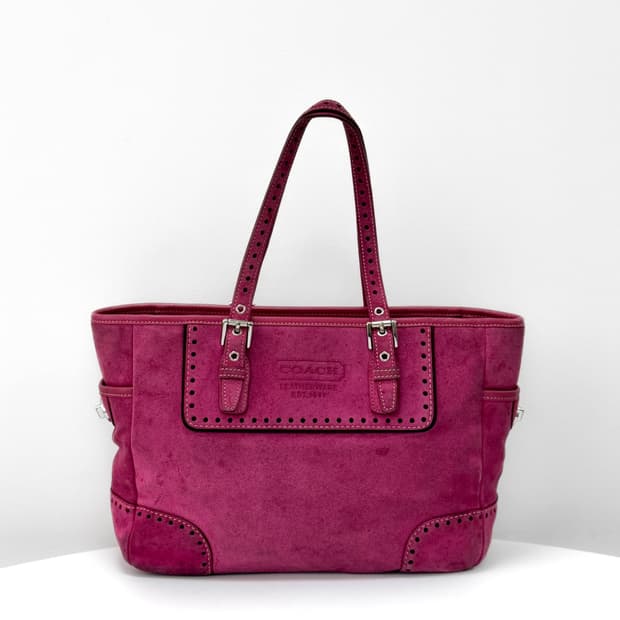 코치 펀칭 디테일 스웨이드 토트백