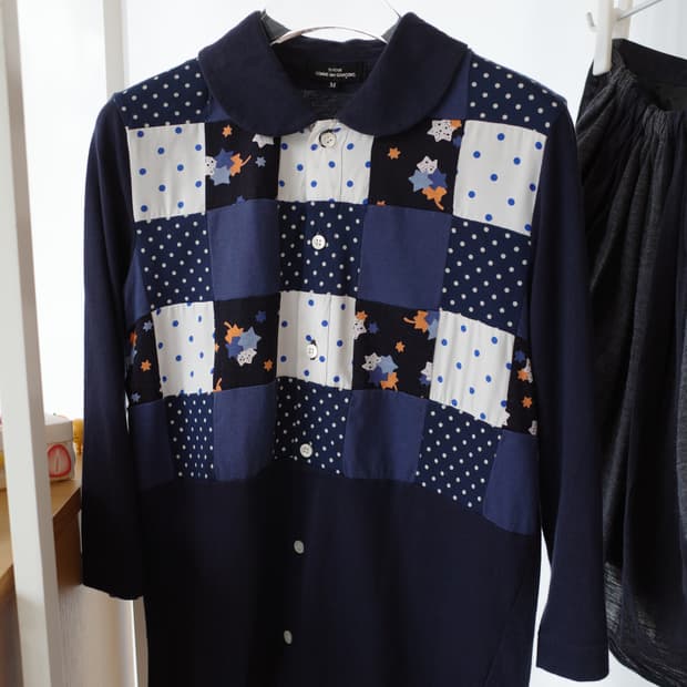 Autumn leaves dot round button top
