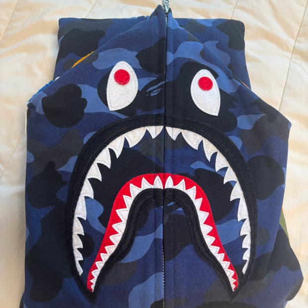 베이프 샤크후드집업 청계 L 새상품급