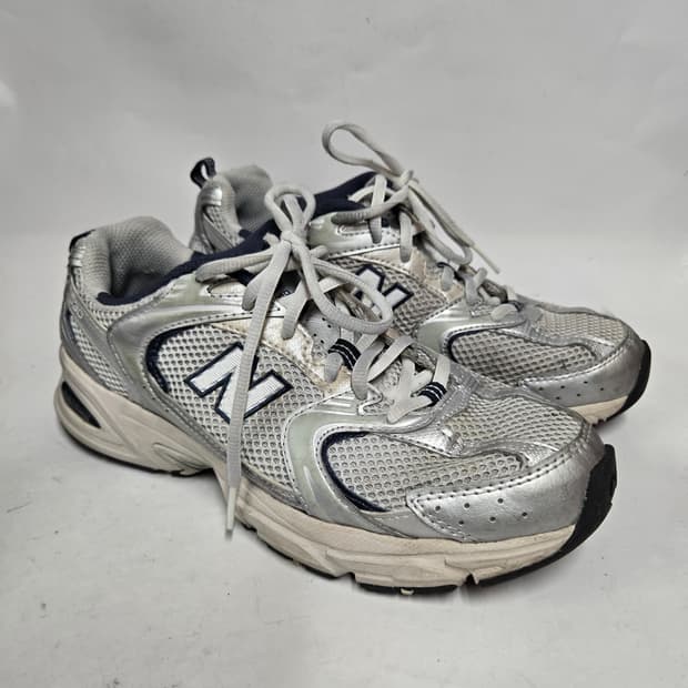 뉴발란스 530 실버 운동화 240mm
