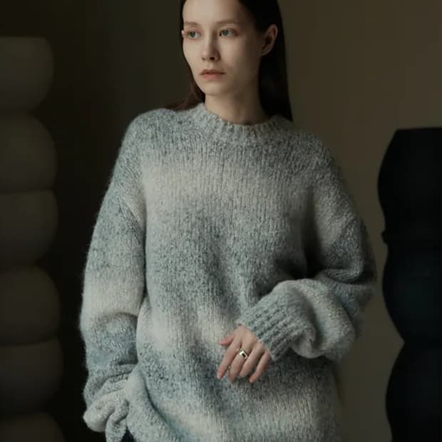 coor 쿠어 알파카 그레디언트 스웨트 니트 라이트그레이 M