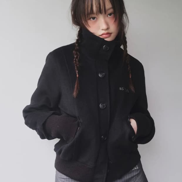 애즈온 DUMBO WOOL JACKET / BLACK