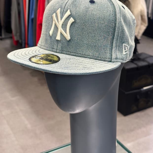 뉴에라 데님 피티드캡 712