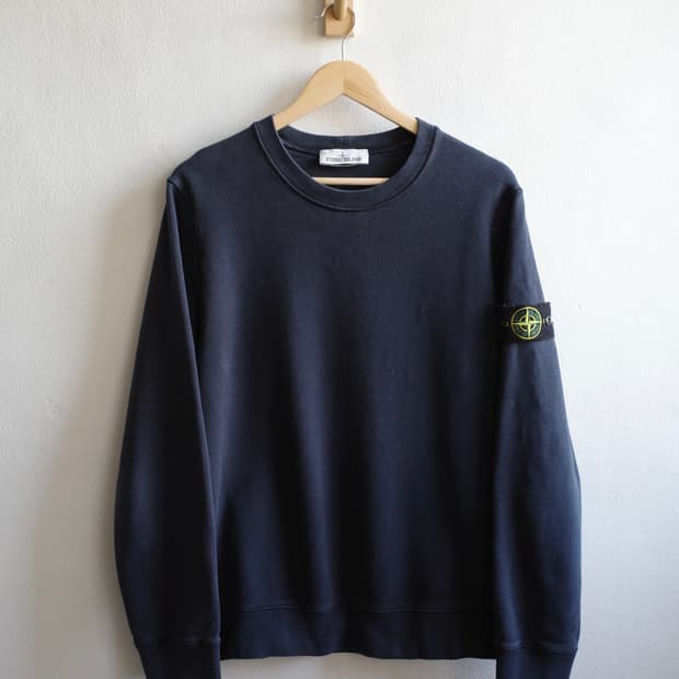 스톤아일랜드 스웻셔츠