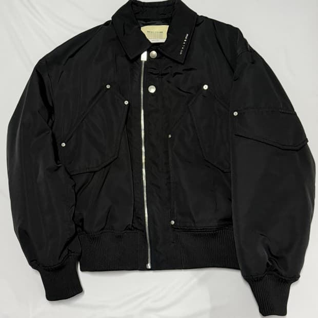 알릭스 플라이트 봄버