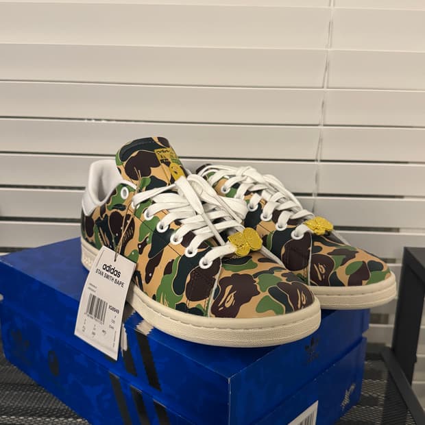 베이프x아디다스 스탠스미스 새상품 (250mm)