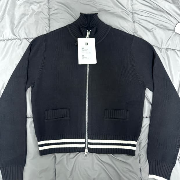 (새상품) 마뗑킴 블랙 가디건