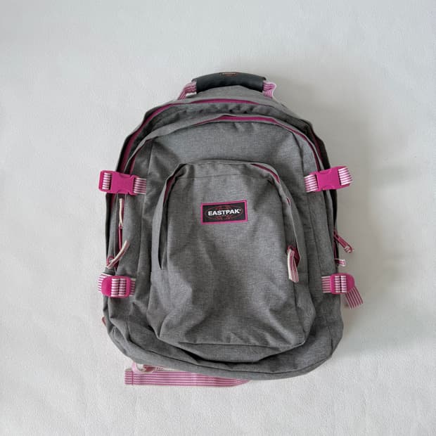 이스트팩(EASTPAK) 백팩