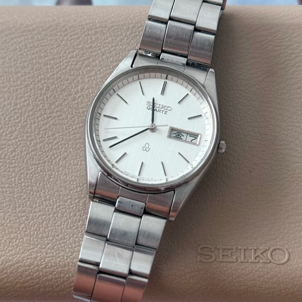 Seiko 세이코 쿼츠 썬 버스트 Day-Date 1980