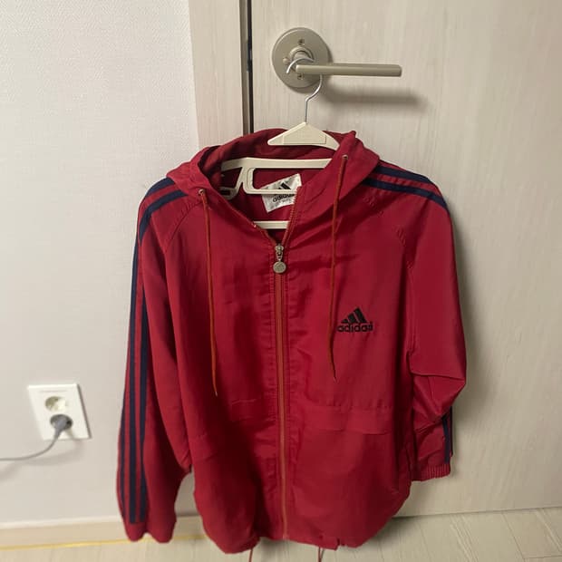아디다스 후드 바람막이