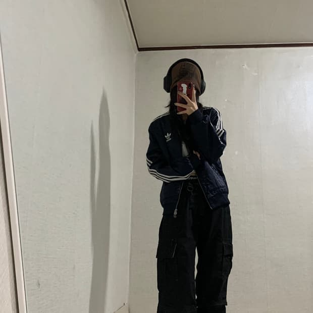 navy quilting padded jumper