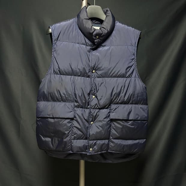 1) 비즈빔 visvim 워커 다운 베스트 네이비