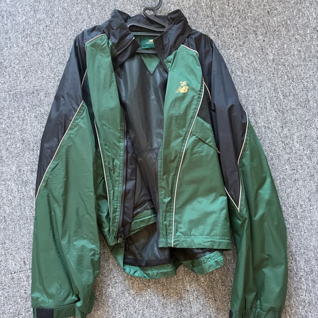 에임레온도르 뉴발란스 트랙자켓