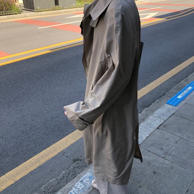 마르코 벤투리 하이넥 트렌치 코트