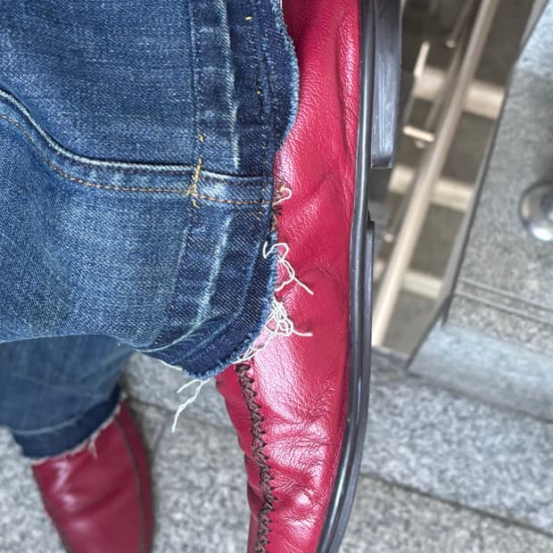 프라다 레드 플랫 로퍼 8.5