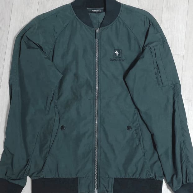 {새상품} 블랙야크 경량 자켓 [95]