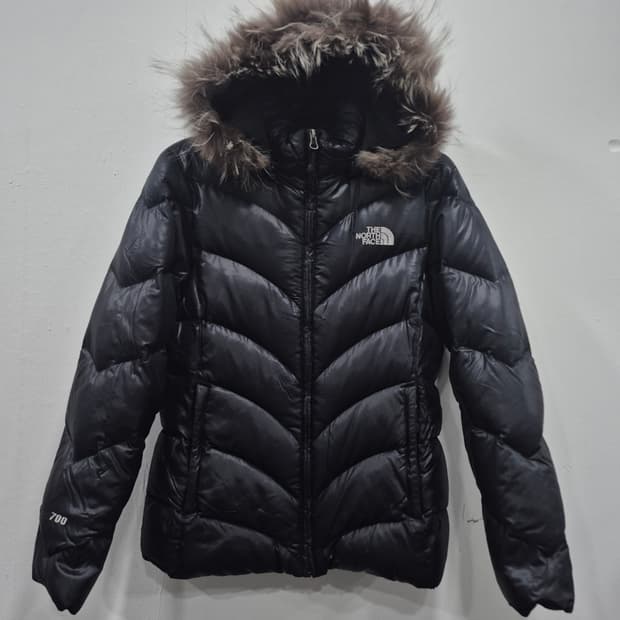노스페이스 구스다운 700필파워 폭스퍼 패딩 점퍼 여성 XS~S사이즈