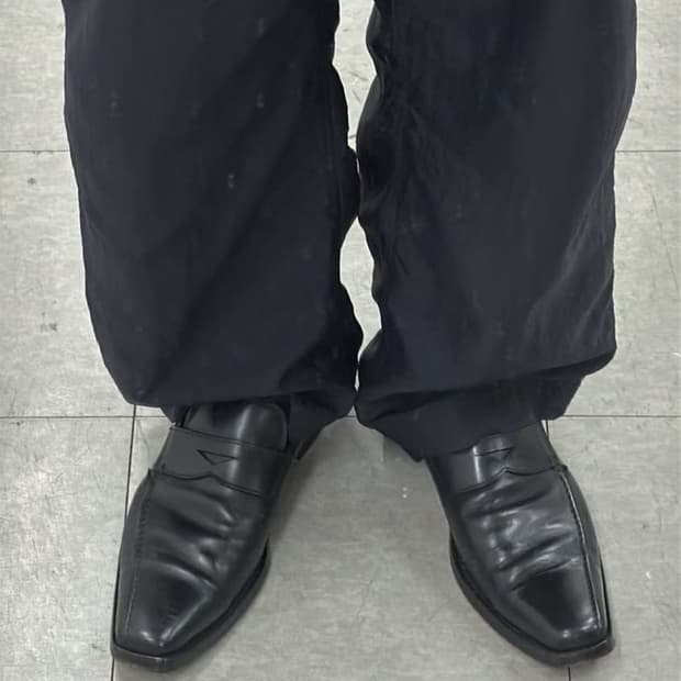 프라다 스퀘어토 로퍼