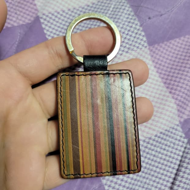 정품 폴스미스 멀티 스트라이프 키링