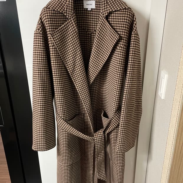 NANUSHKA 나누쉬카 하운두투스 울 로브 코트