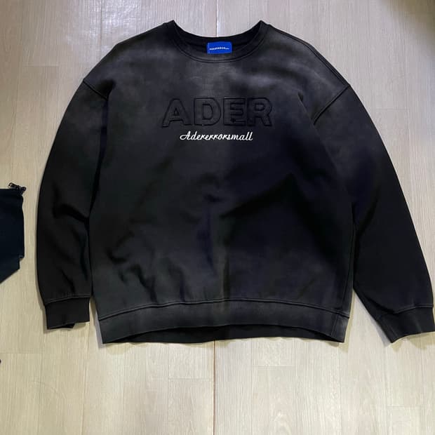 아더에러 2023시즌 맨투맨 