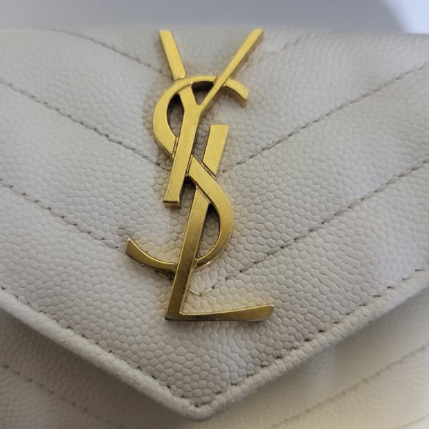 생로랑 모노그램 플랩 반지갑 