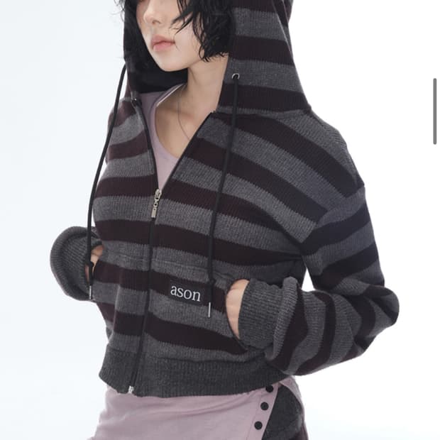 애즈온 COSY STRIPE 후드집업 원가 6만9천