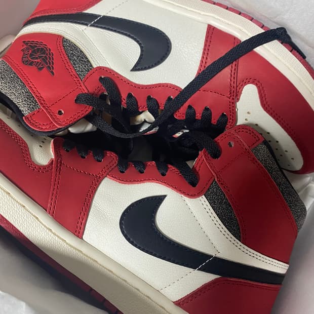 나이키 에어조던1 하이 레트로 시카고 2022 새상품 275
