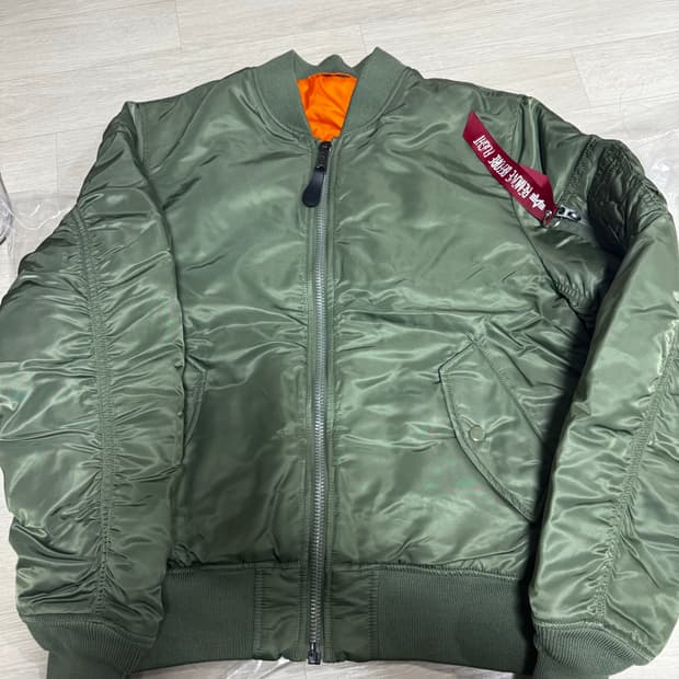 [L, 슬림핏] 알파인더스트리 ma1 항공점퍼 카키 세이지그린