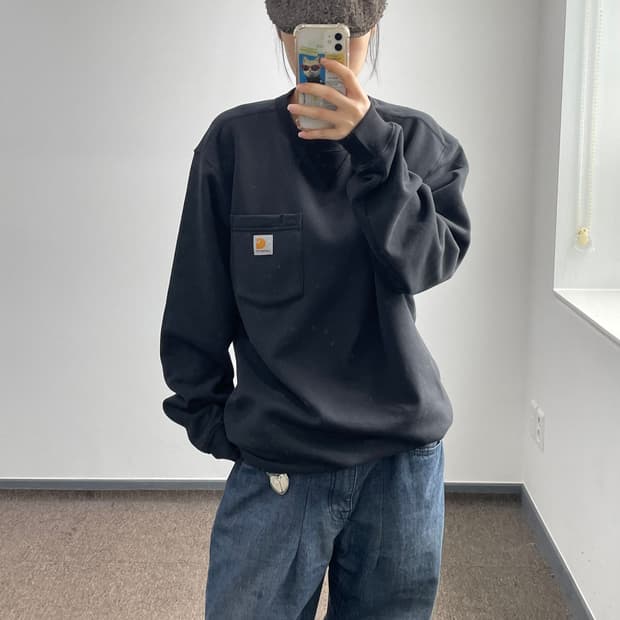 Carhartt 칼하트 루즈핏 원포켓 블랙 기모 맨투맨