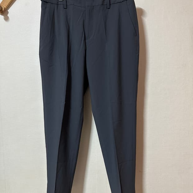 지오다노 쿨 히든밴딩 앵클 슬랙스 32사이즈 슬레이트 색상 