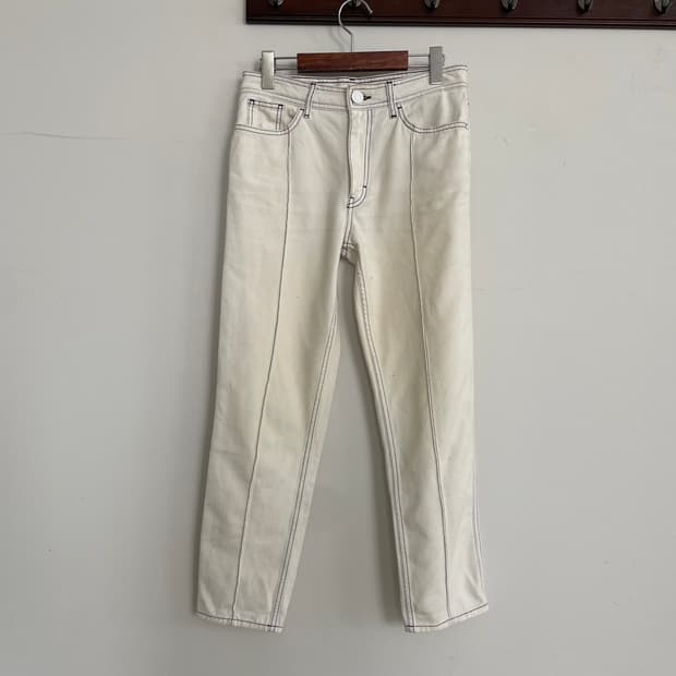 산드로 화이트 데님 청바지