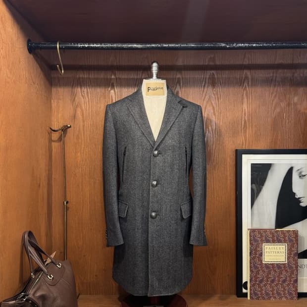 꼬르넬리아니 코트