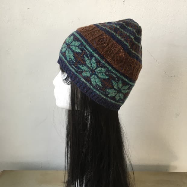  nordic pattern knit beanie