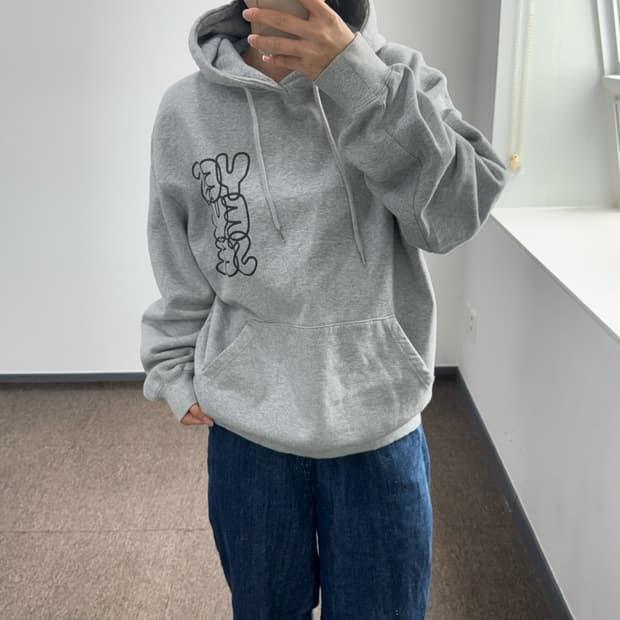 Yeseyesee 예스아이씨 백 로고 그레이 후드티 