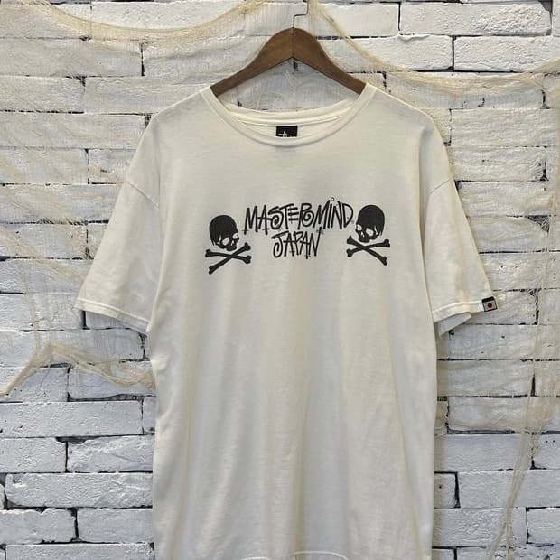 StussyXMastermind  Skull printed t-shirt