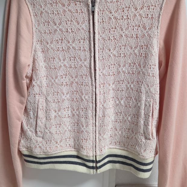 Lovetoxic 레이스 집업