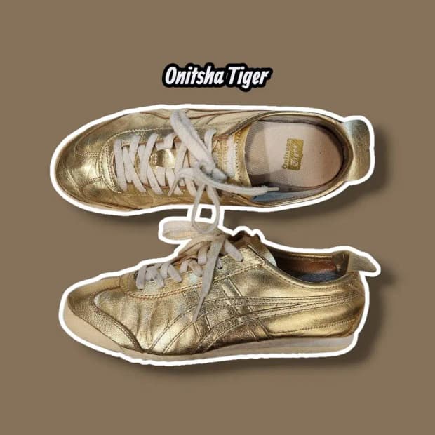 250/ 오니츠카타이거 멕시코66 스니커즈 골드 /1112