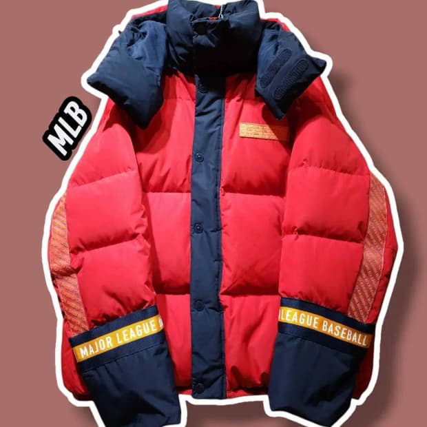 M/ MLB 엠엘비 뉴욕양키스 메가로고 구스다운 패딩 /1217