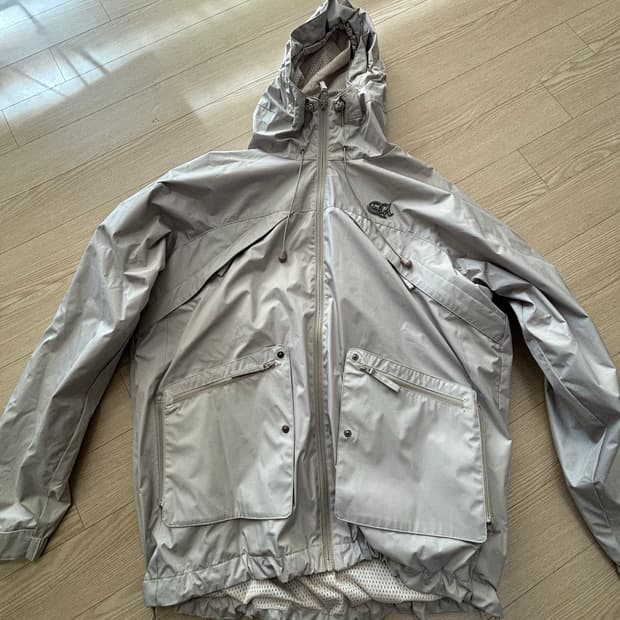 스컬프터 바람막이 베이지