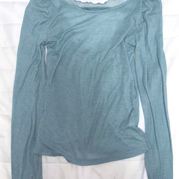 백리스 롱 슬리브 